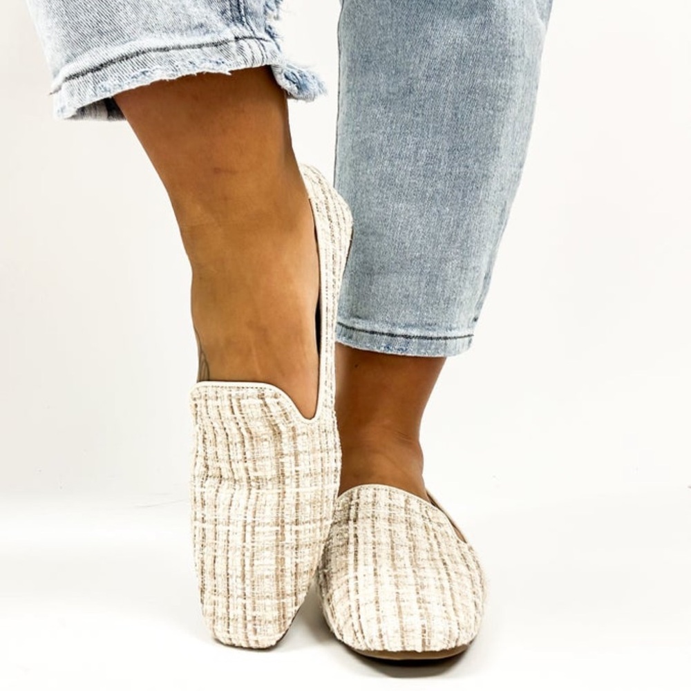 Corkys Goody 2 Shoes Ballet Flats Cream Loafers size 11